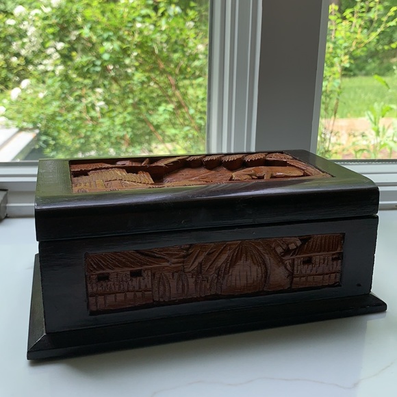 Vintage Hand-carved Wood Jewelry Box - Picture 9 of 13